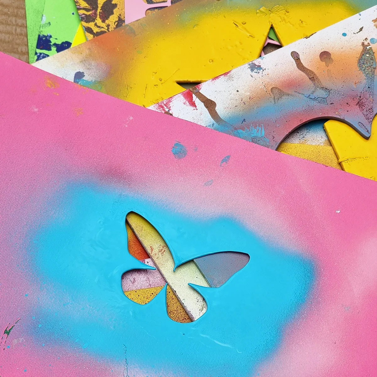 linn-dara_spray-paint_workshop_004.jpg