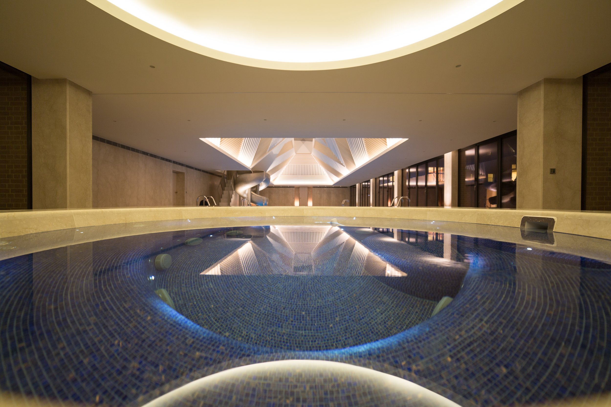 C37A1411 No Ceiling Reflections.jpg