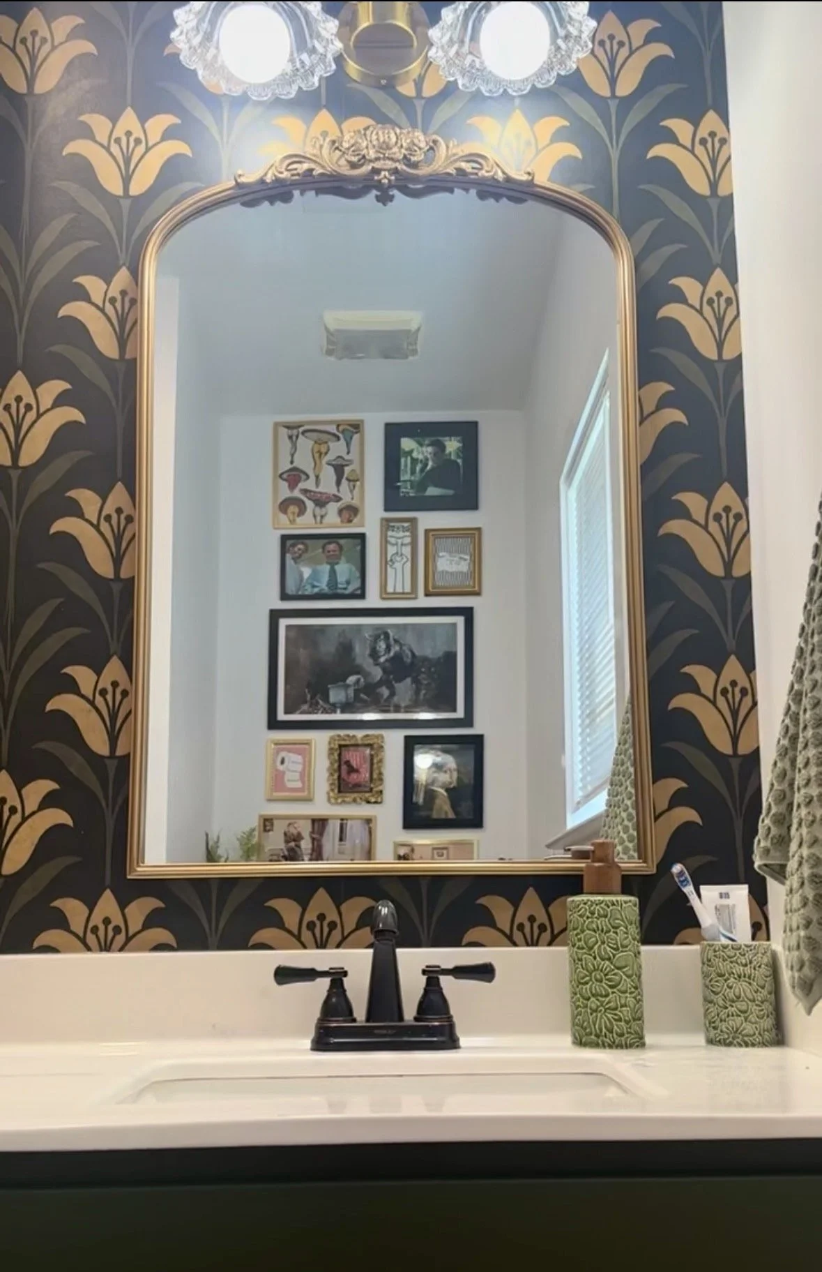 Bathroom Makeover pt 5: The Finishing Touches: Decorating My Bathroom (and Honoring the Board That Took My Toenail)