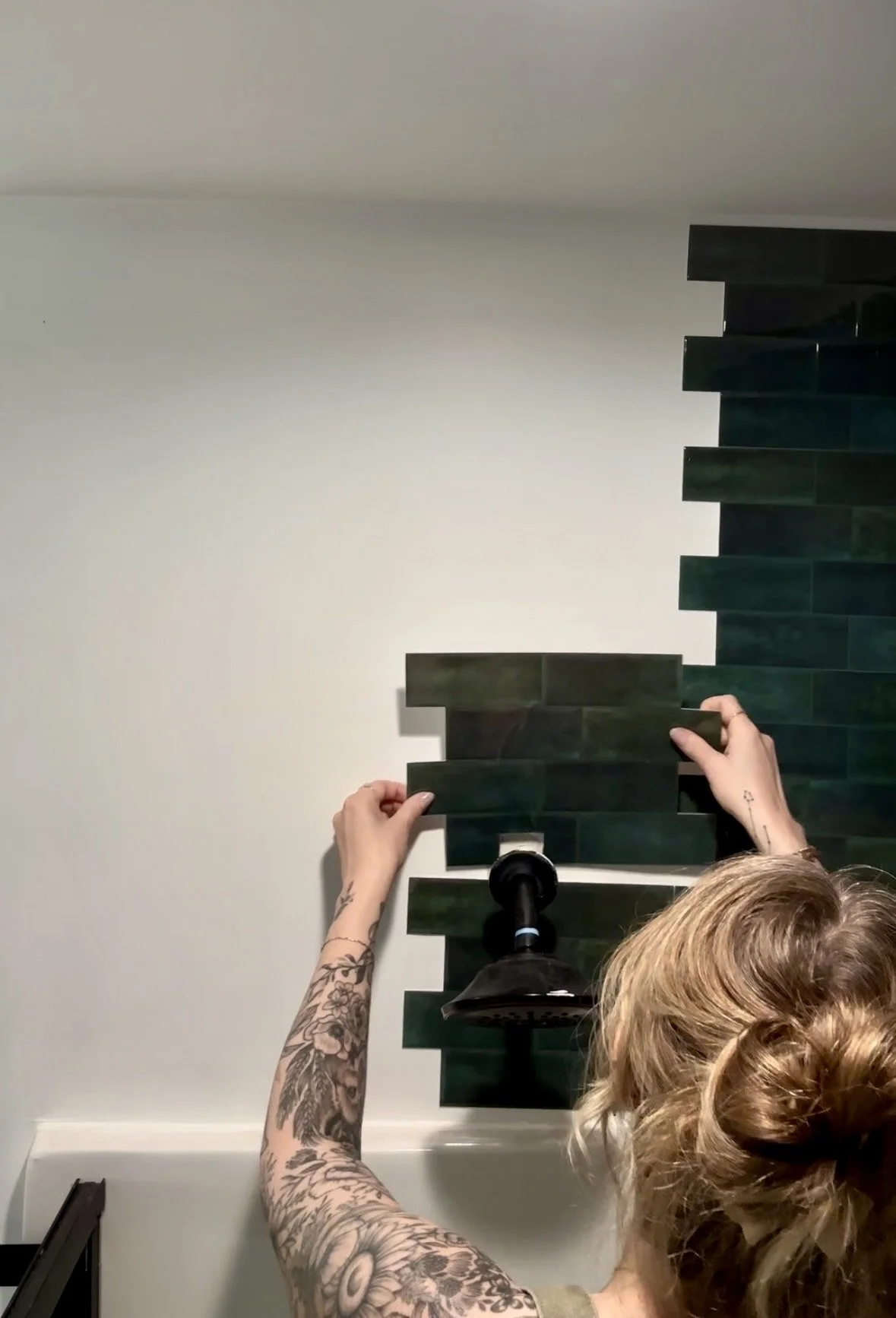 Bathroom Makeover pt 7: the Perfect Finishing Touch Above My Shower with Peel-and-Stick Tile