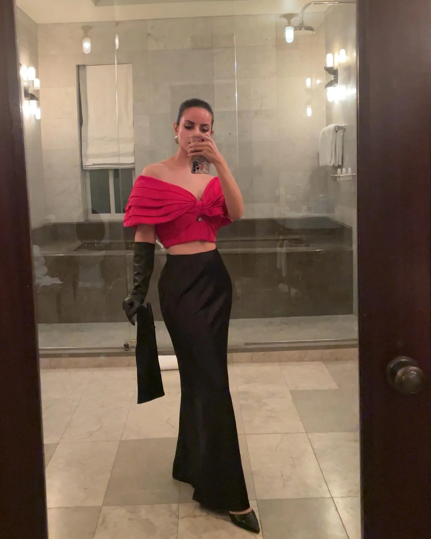 @zeopatra wearing the top from the coquette set