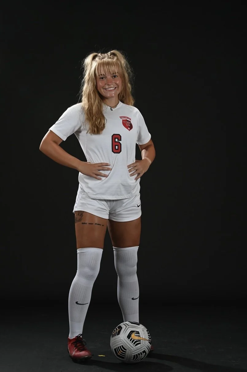 AB6B17CF-2F76-4234-B86E-588058C07723 - elise bush.jpeg