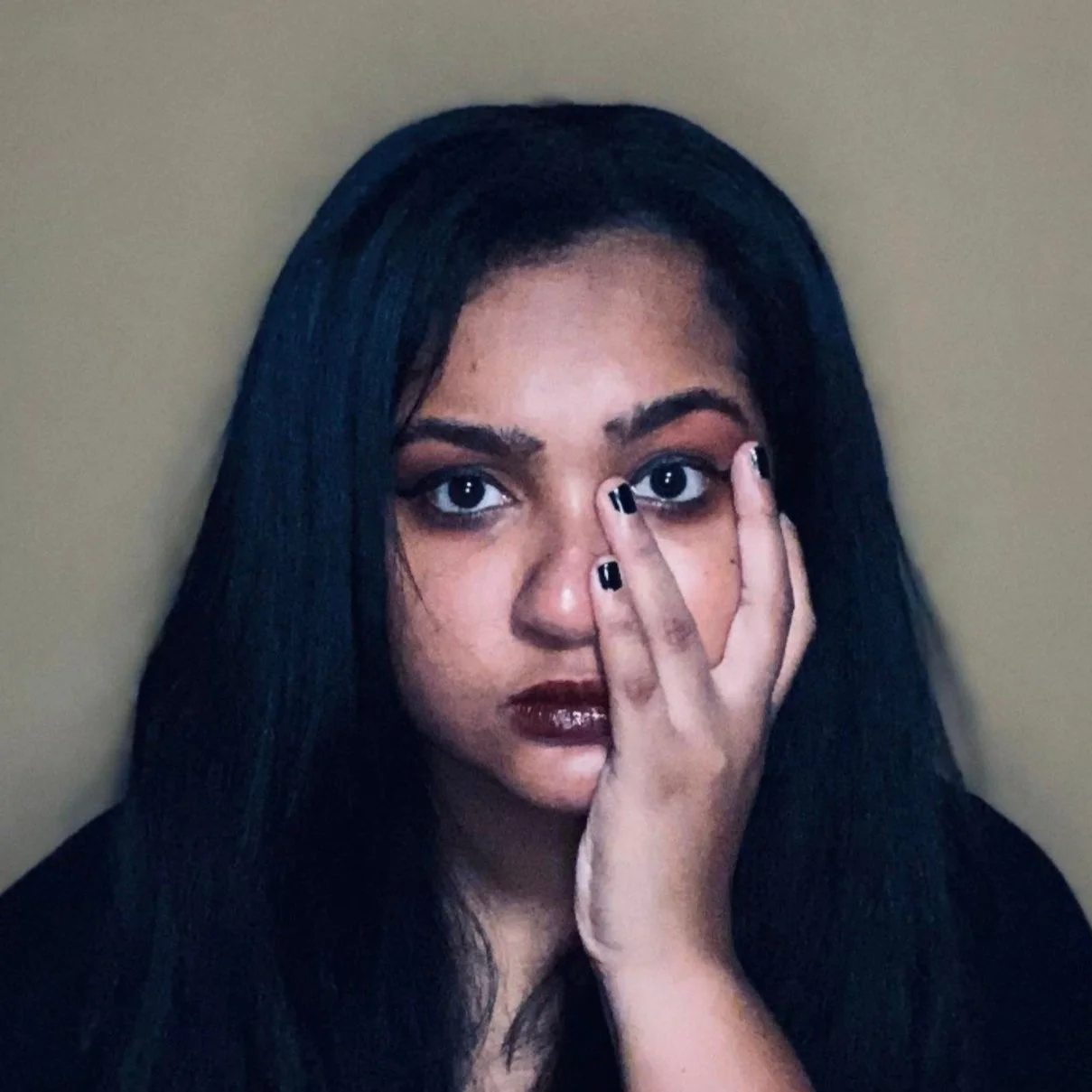 Danielle+Earthly.jpg