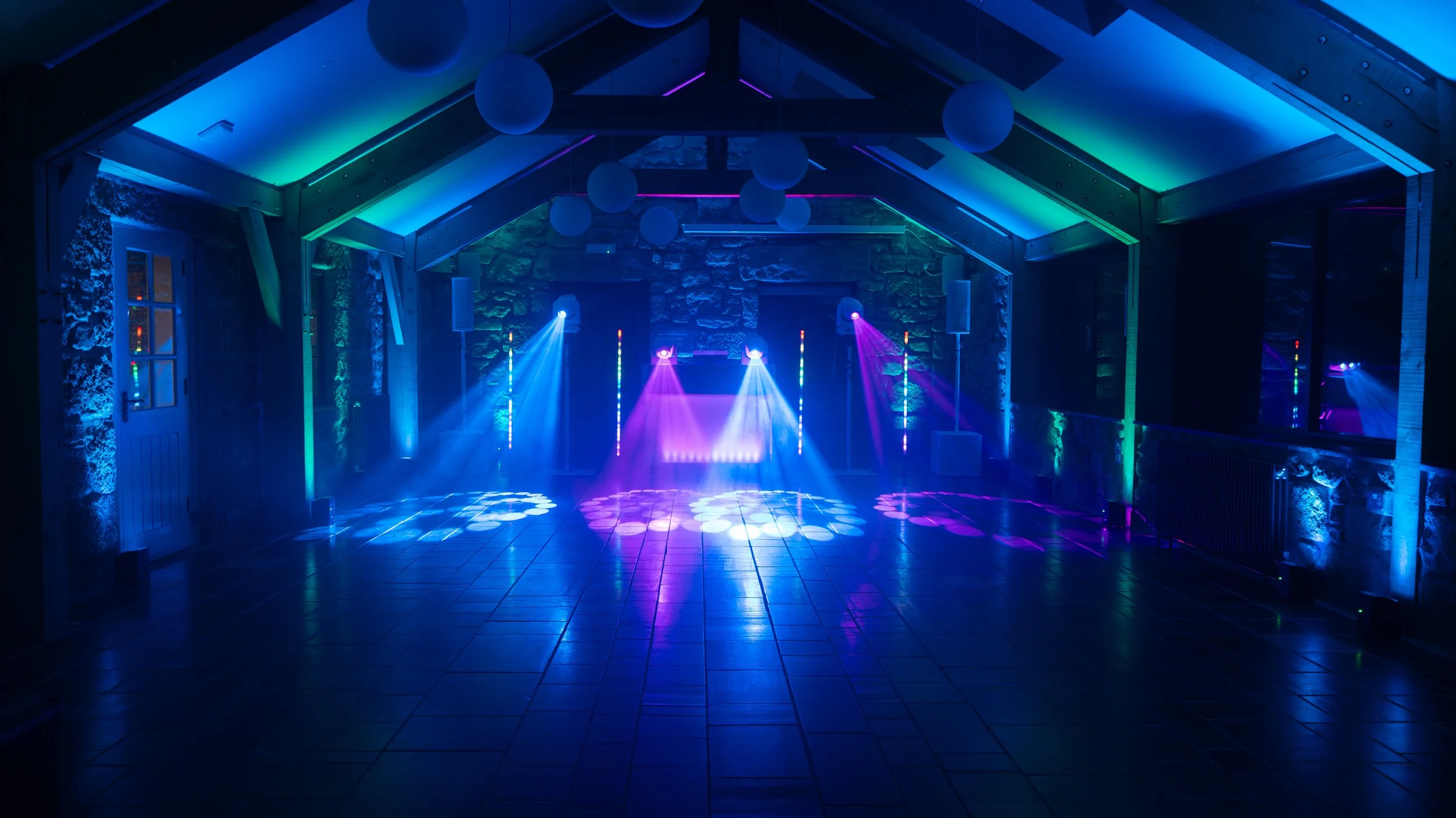 Wedding DJ at Tregenna Castle in St Ives