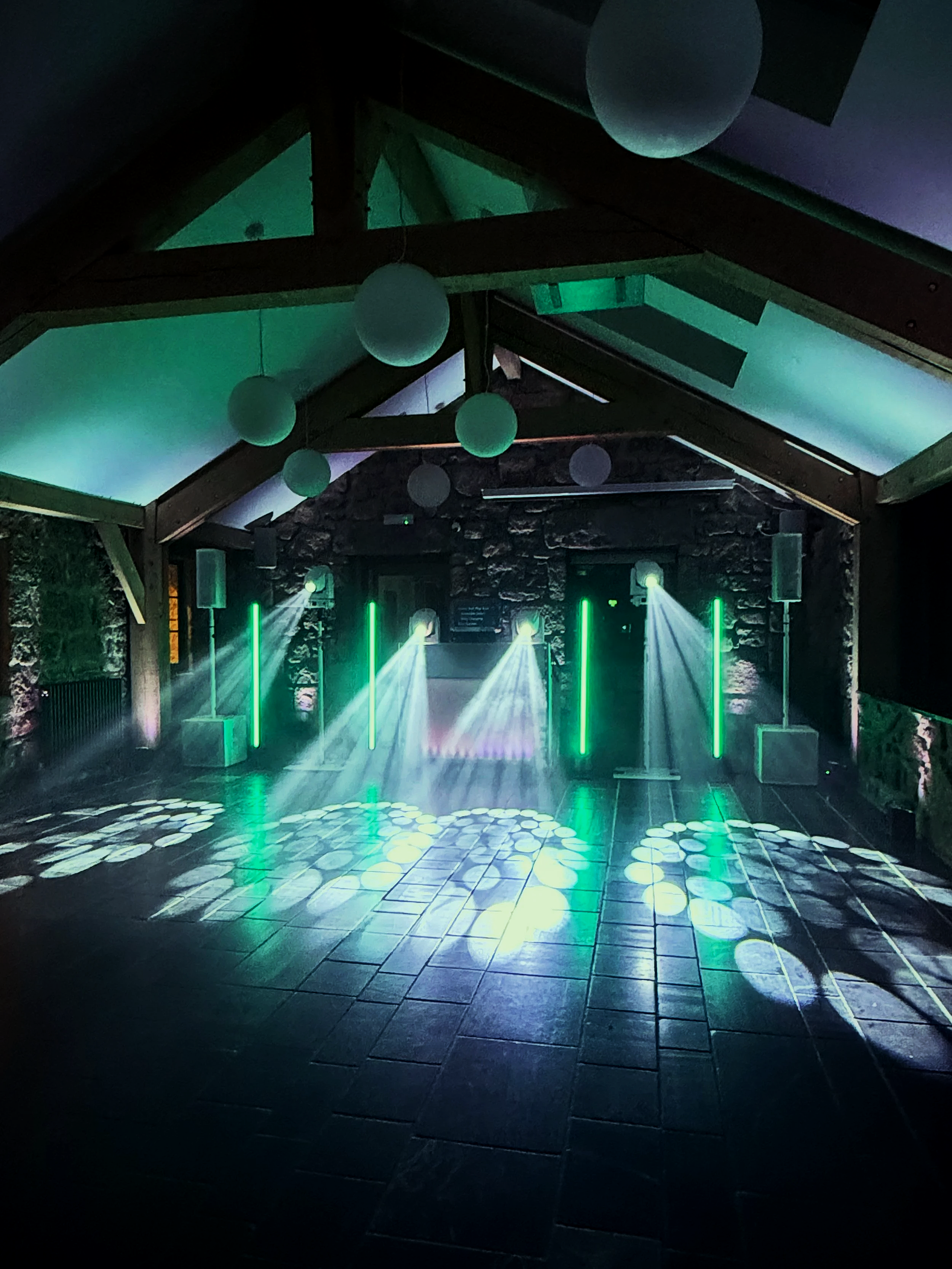 Cornwall Wedding first dance lighting