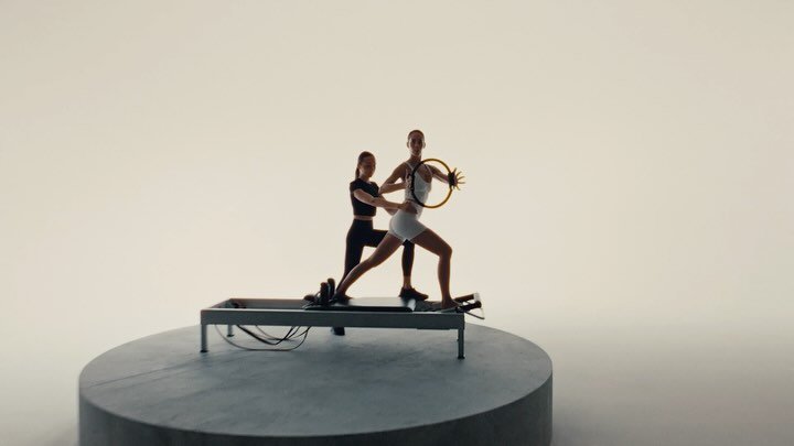 🔘 @equinox 🔘

For this project we constructed a 12&rsquo; diameter faux concrete platform with mirrored column surrounds. 
Thank you for having us @elysiabelilove !!!

PRODUCTION DESIGNER: @elysiabelilove ✨✨✨ @11thhouseagency

Art Team:
@georgggy @