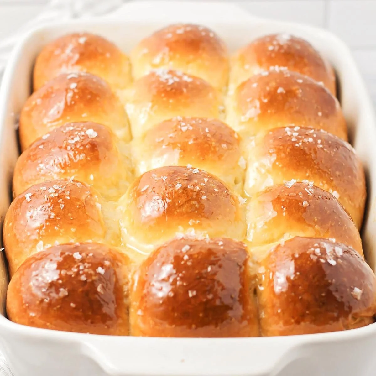 parker-house-rolls-resize-20-1200x1200.jpg