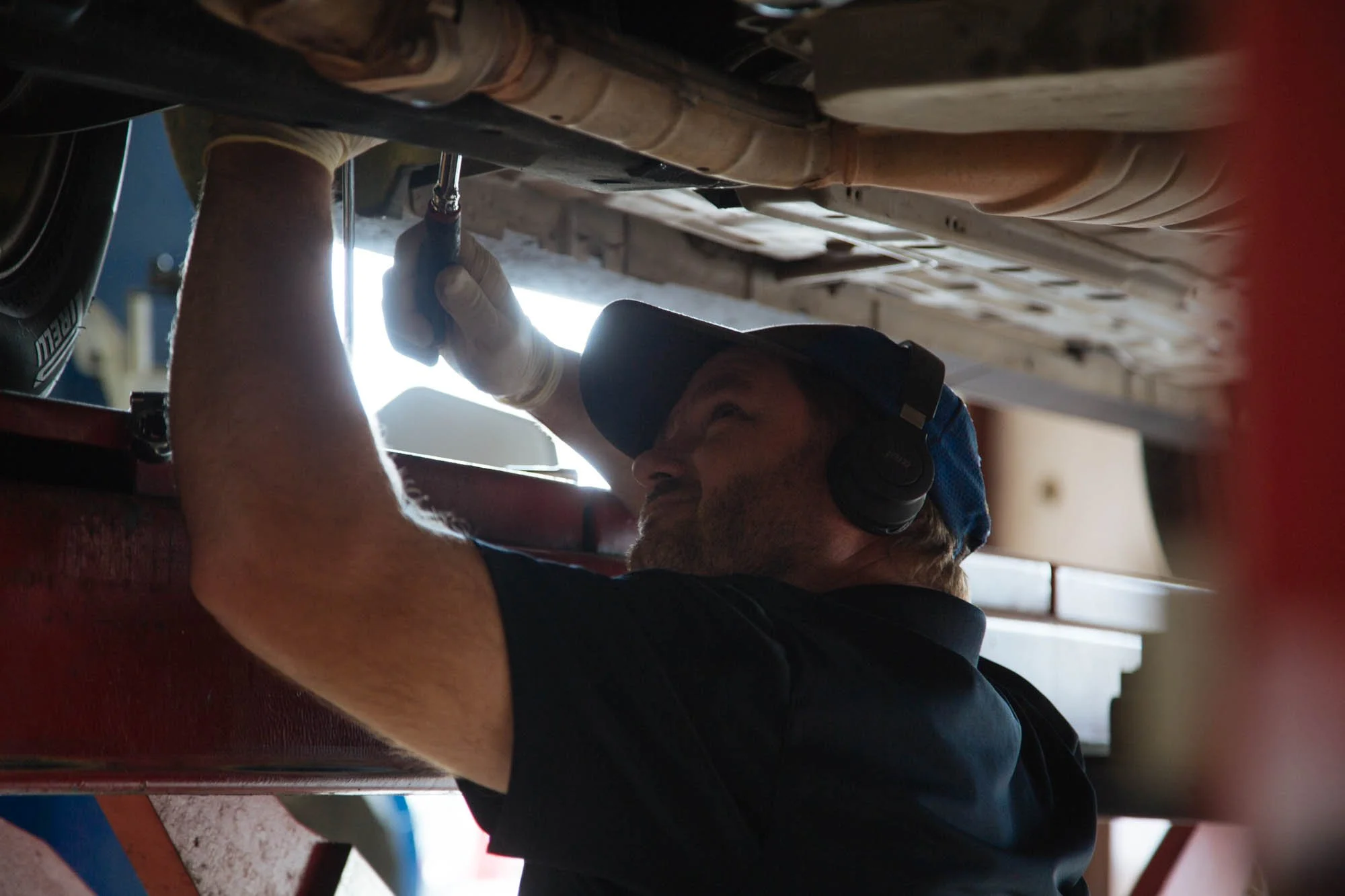 What Does Colored Exhaust Smoke Mean? — Tommy's Hi Tech Auto Repair