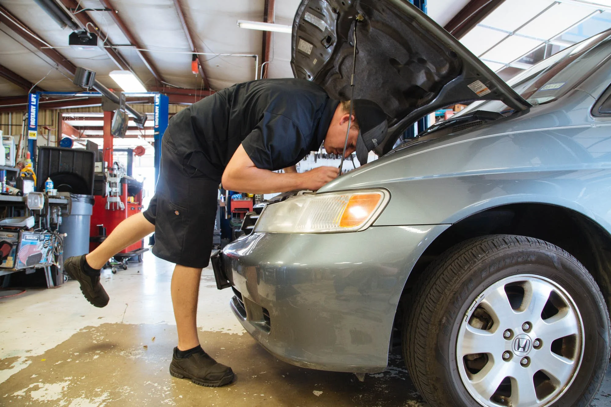 Does My Car Need Engine Repair? — Tommy's Hi Tech Auto Repair