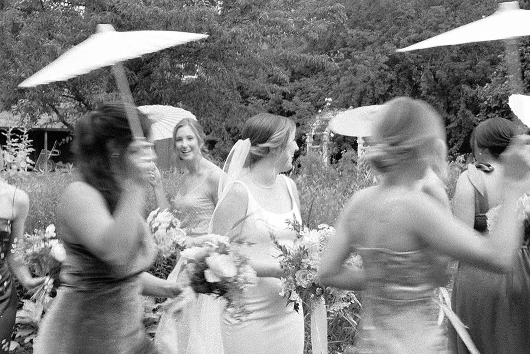 Bridal hair for @upstyle.co 
Bride: @ealex26 
Lead stylist: @jessieryan.upstyle 

Photo: @mollymiaphotography