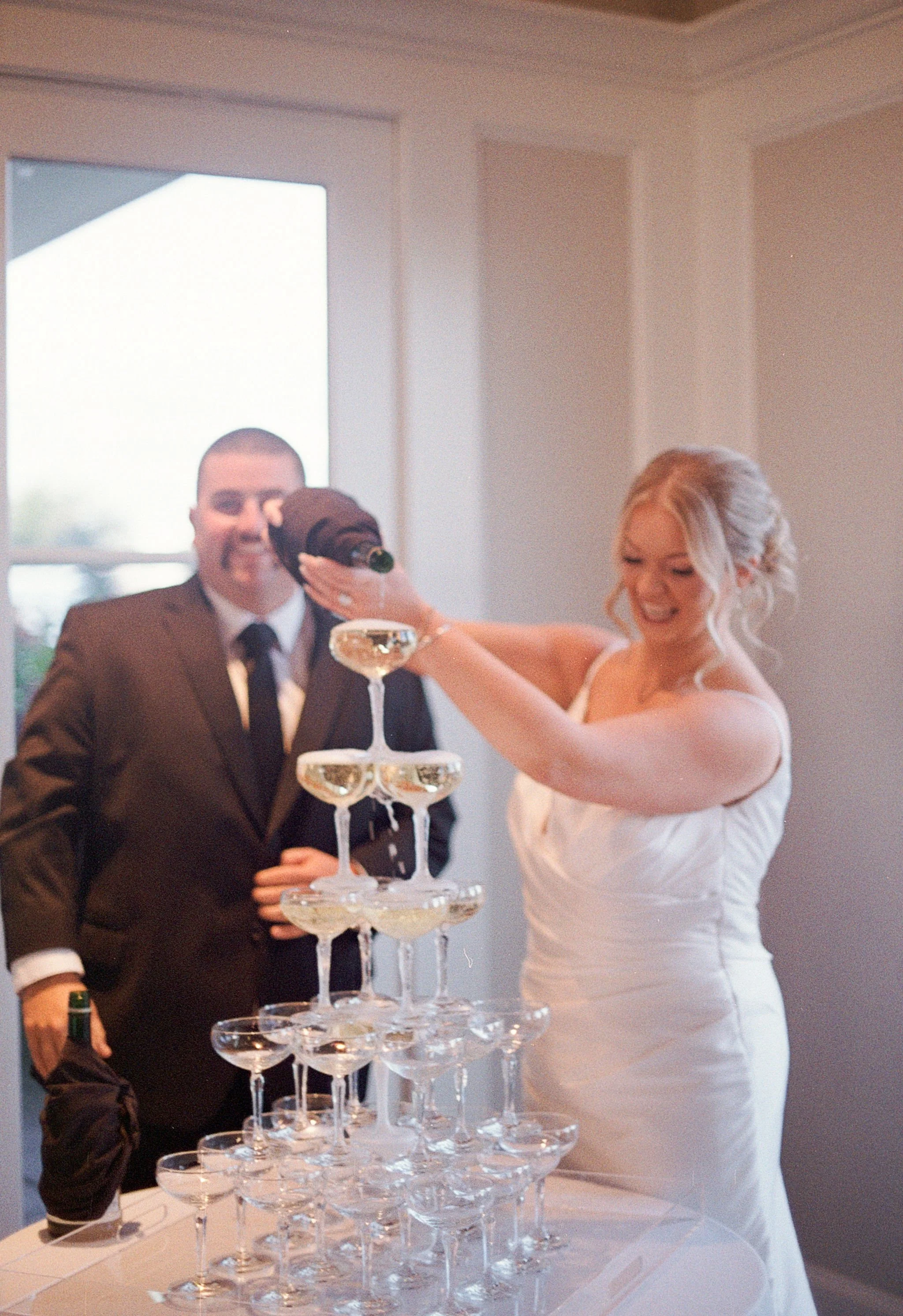 RebeccaMatt-Wedding35mm-10.jpg