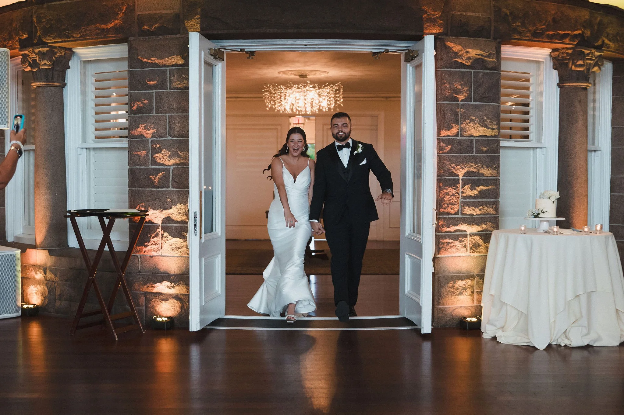 SaraNick-Wedding-Ocean-Cliff-945.jpg