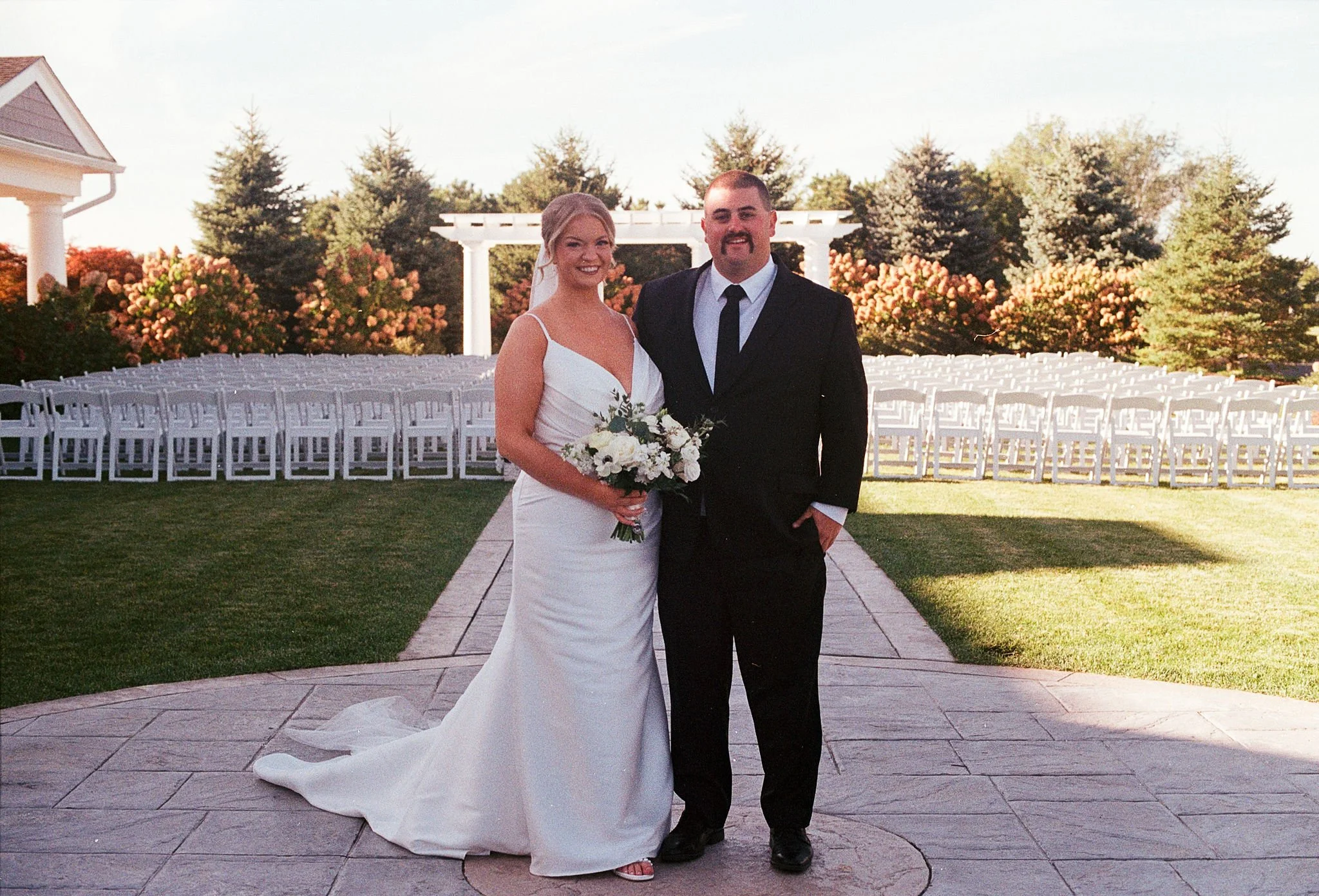 RebeccaMatt-Wedding35mm-9.jpg