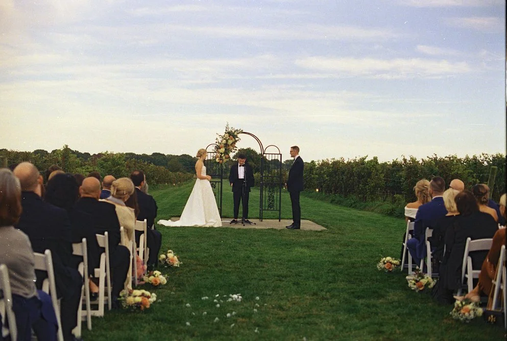 JessieAlex-Wedding-Saltwater-Vineyards-35mm-Film-19.jpg