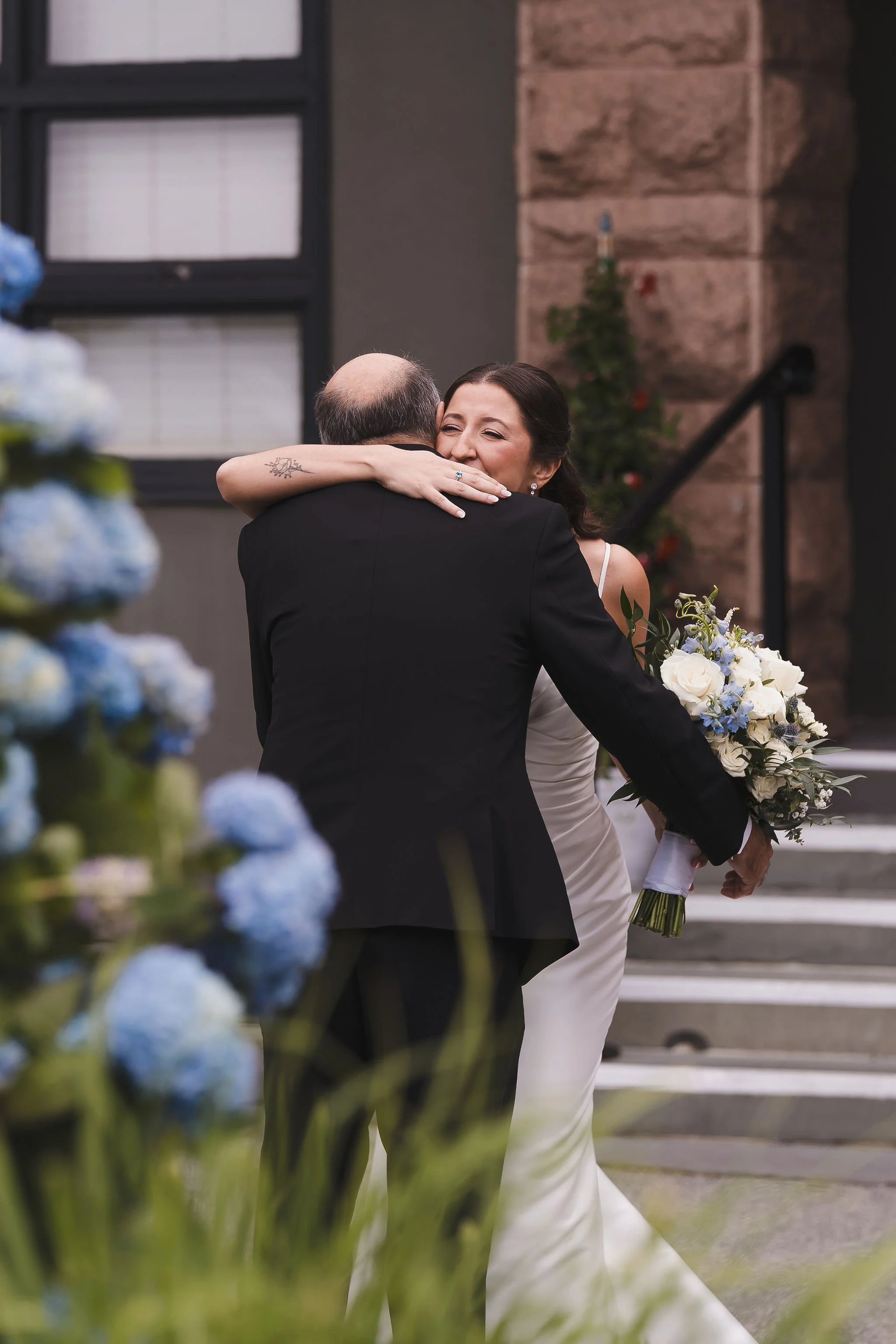 SaraNick-Wedding-Ocean-Cliff-276.jpg