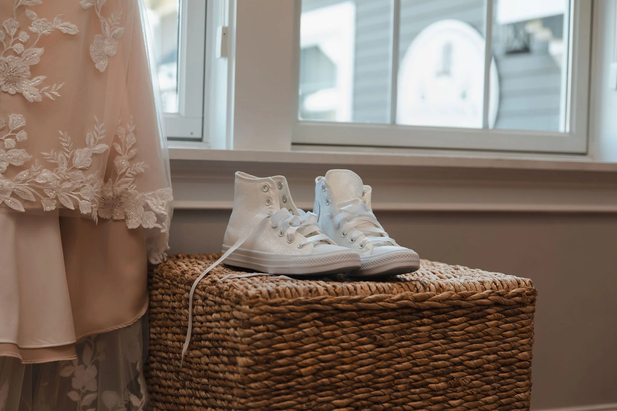 HopeMandy-Wedding-Newport-Vineyards-24.jpg