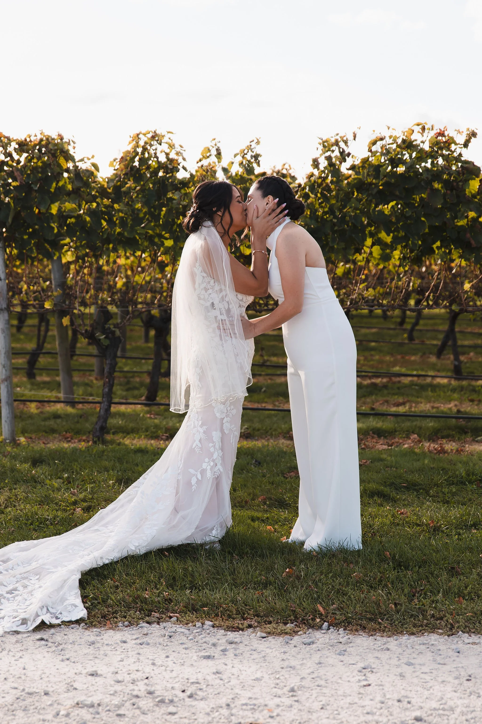 HopeMandy-Wedding-Newport-Vineyards-152.jpg