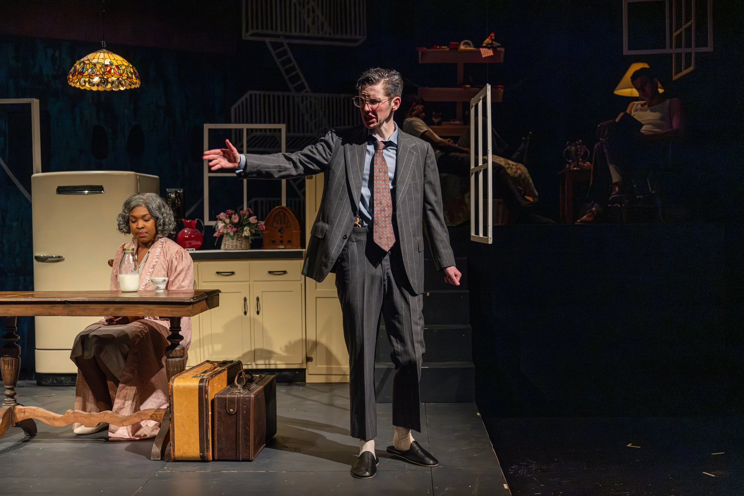 LIGHTING DESIGN (Death of a Salesman)