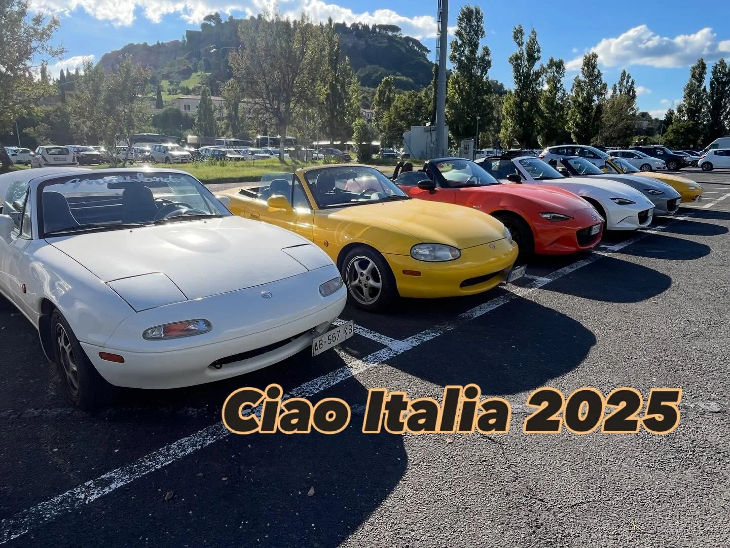 #drive the #best #miata around #tuscany #umbria and #lazio 😊  #miatana #miatanb #miatanc #miatand #drivetogether #fundrive #roadsterlife #manualcar #bestplace #liveitalian