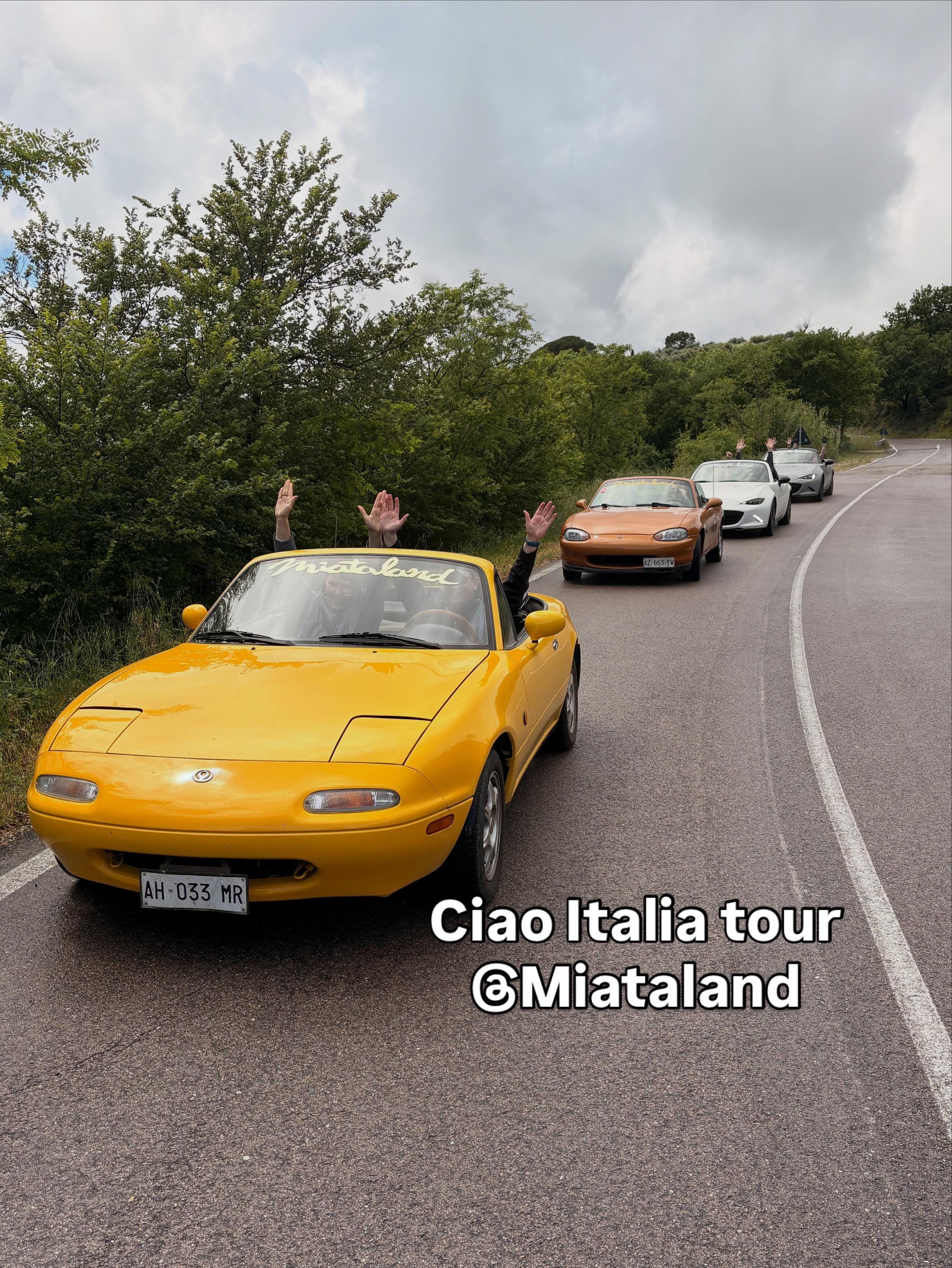 #roadster #enthusiast love Ciao Italia tour @miataland  No better way to #explore Italy 😊