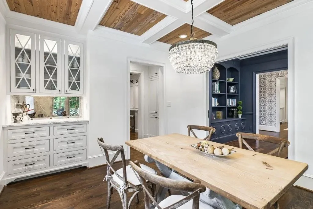 Springlake Dining 2.jpeg