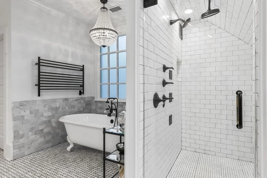 Springlake Primary Bath 4.jpeg