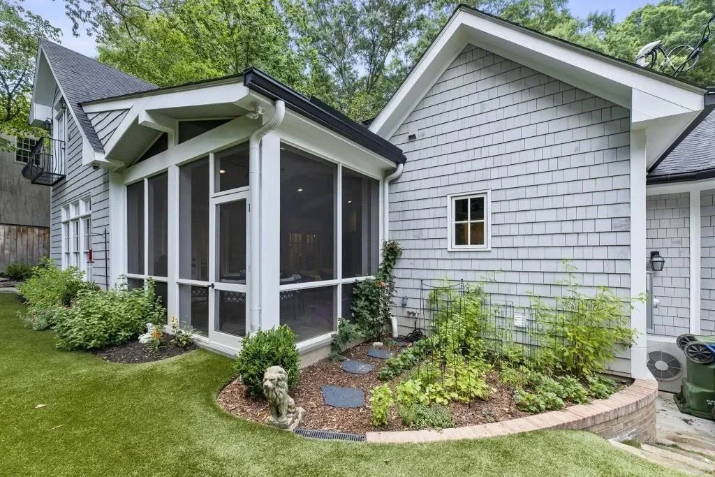 Springlake Back Yard 5.jpeg