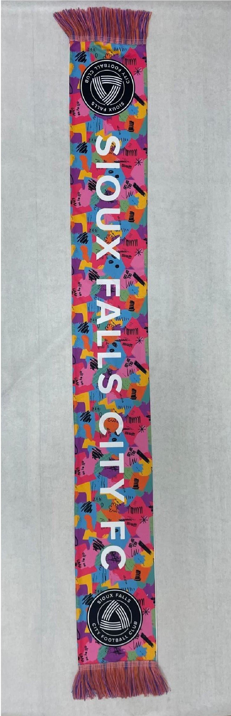 Pride scarf 3.jpeg