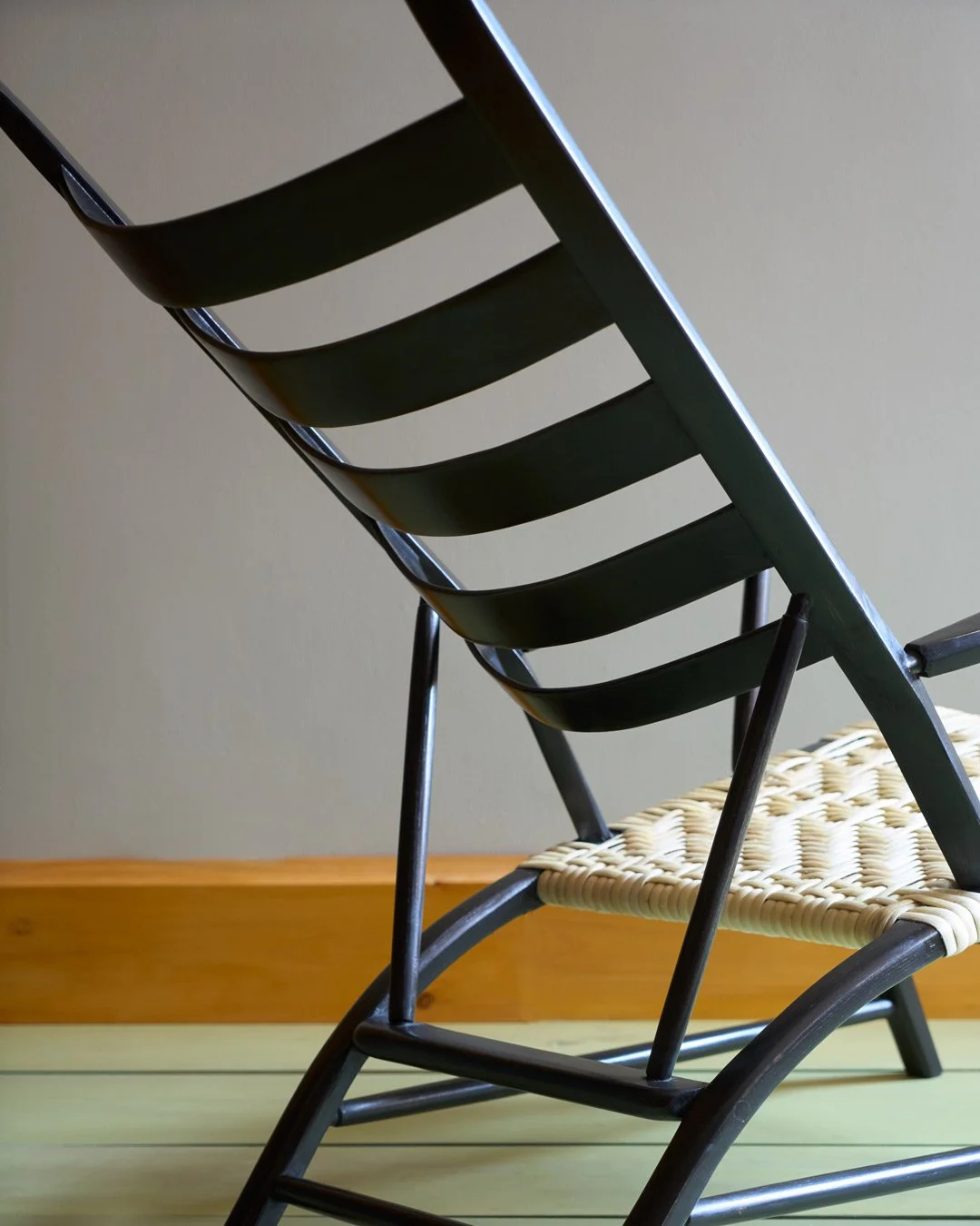 261006_BLACK-LOUNGER-CHAIR_1161.jpg