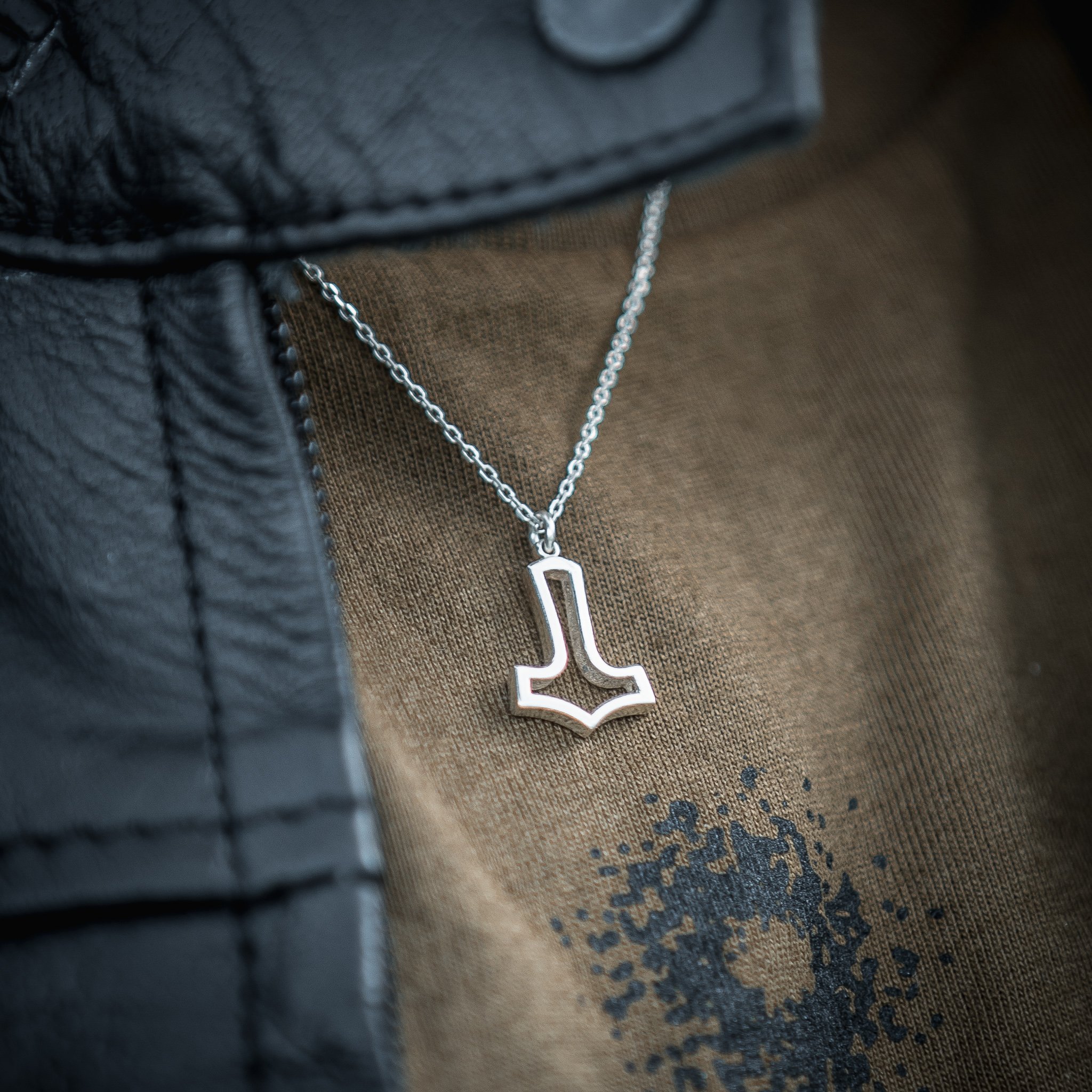 Mjolnir Necklace with Triskele Bass Relief Stainless Steel Necklace –  TheWarriorLodge