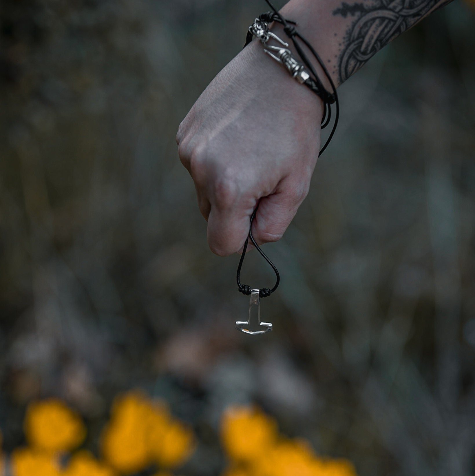 https://i.etsystatic.com/9773740/r/il/5a444f/3334951107/il_fullxfull.3334951107_pktm.jpg