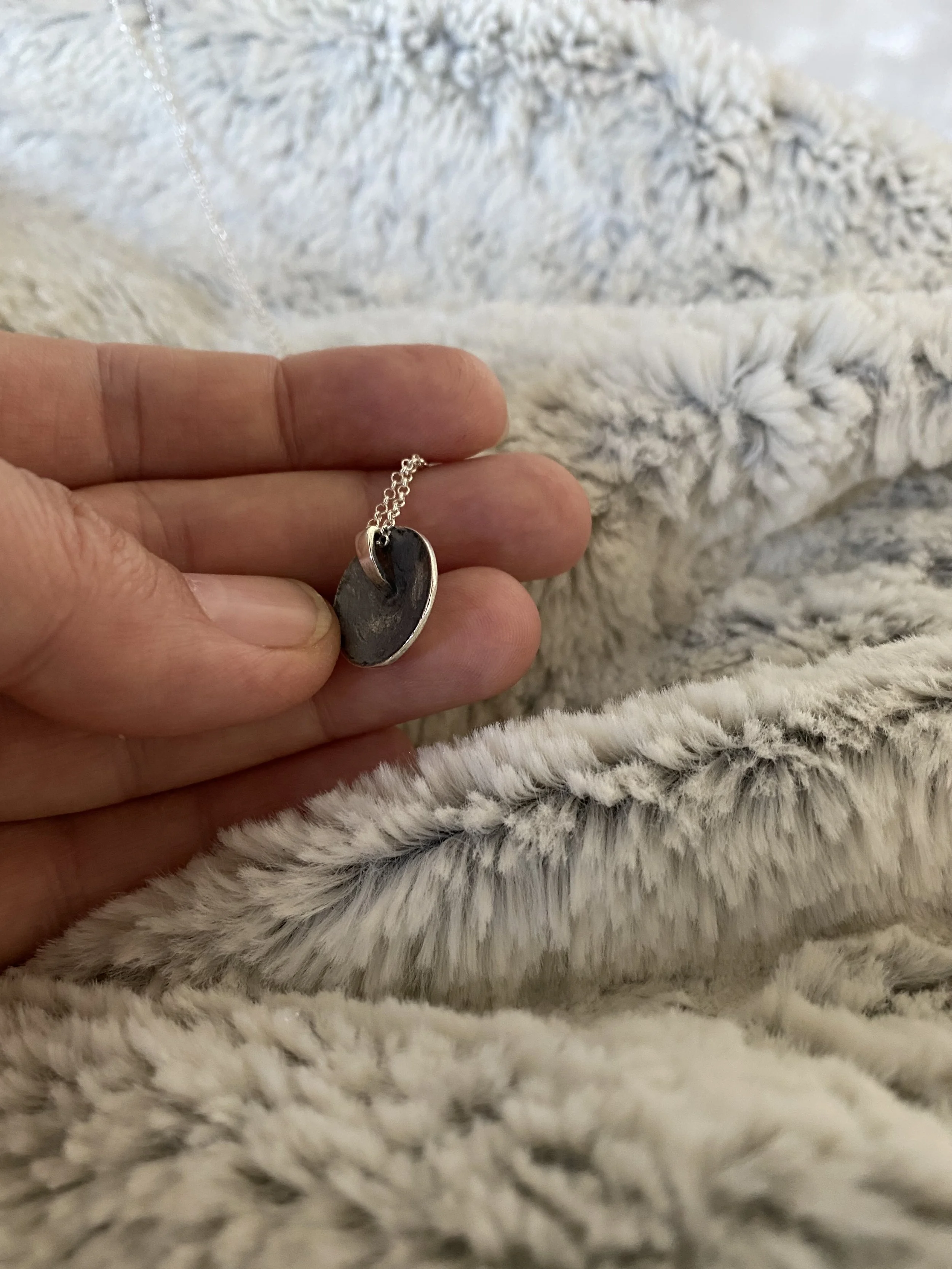 Shield Mommy pendant sterling silver 925 Zawieszka tarcza.jpg