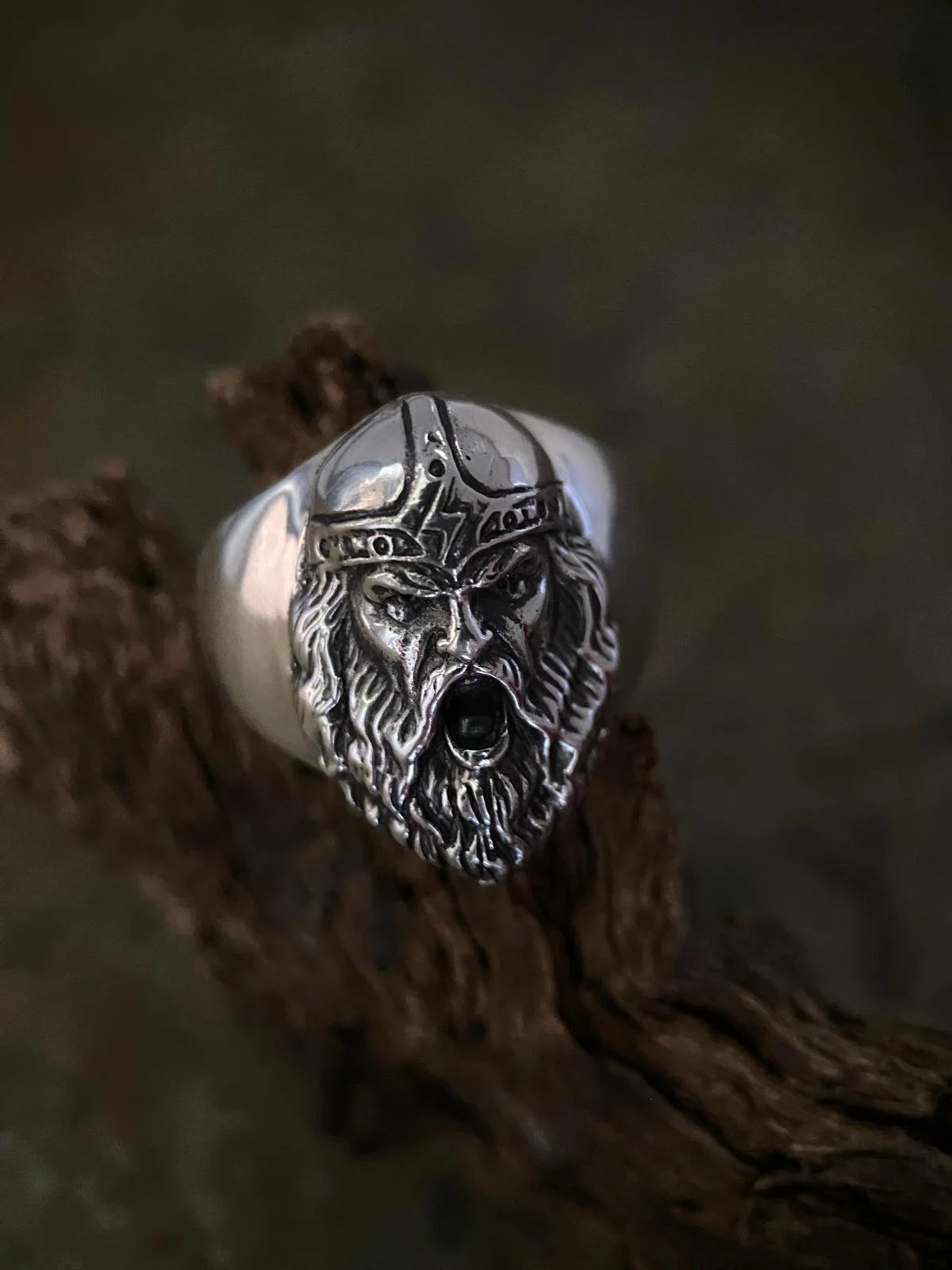 Ring Jan Halvard.jpeg