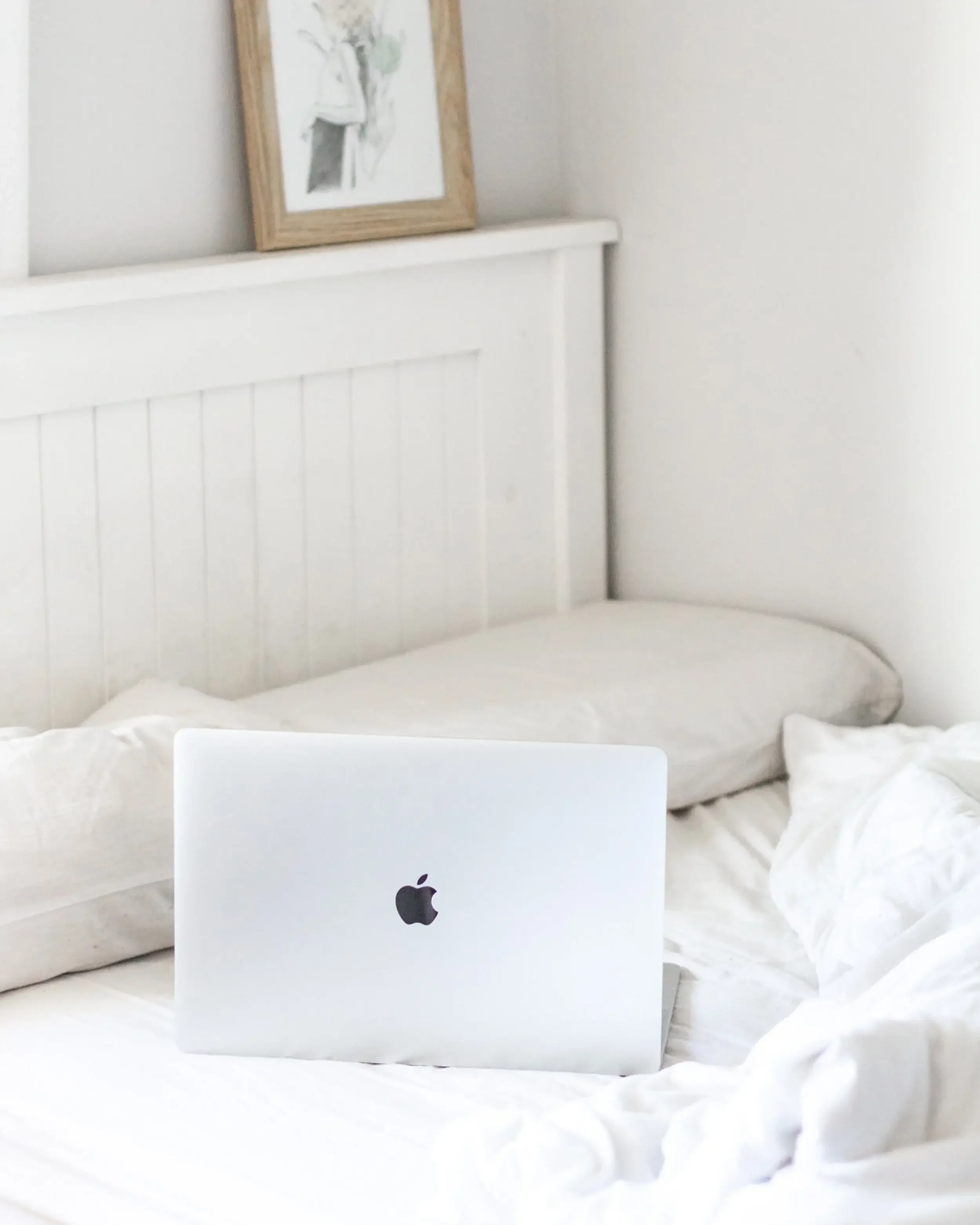 Here's How To End An Awkward Zoom Date If You’re 100% Over It