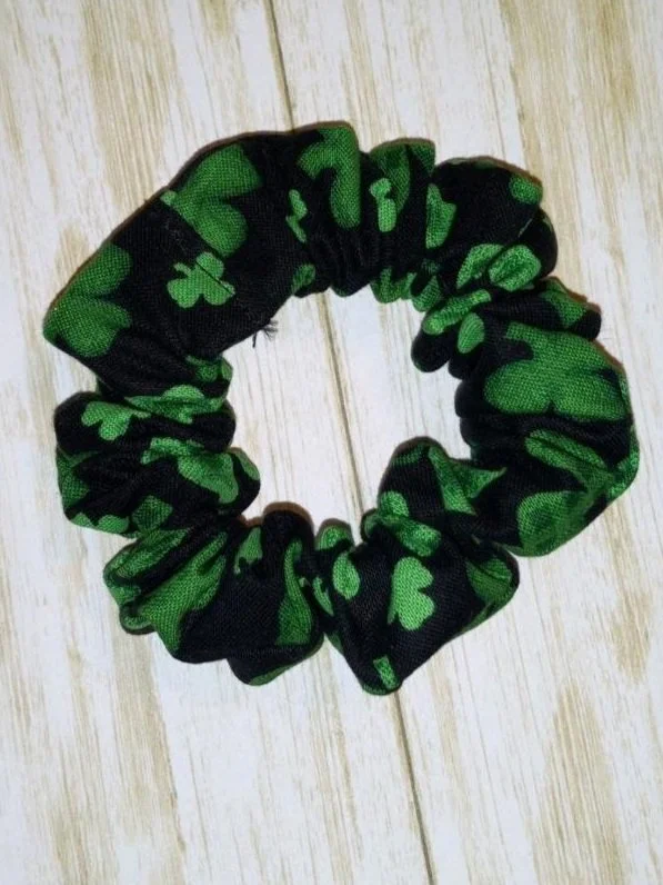 Black w/Green Shamrocks Hair Tie Scrunchie