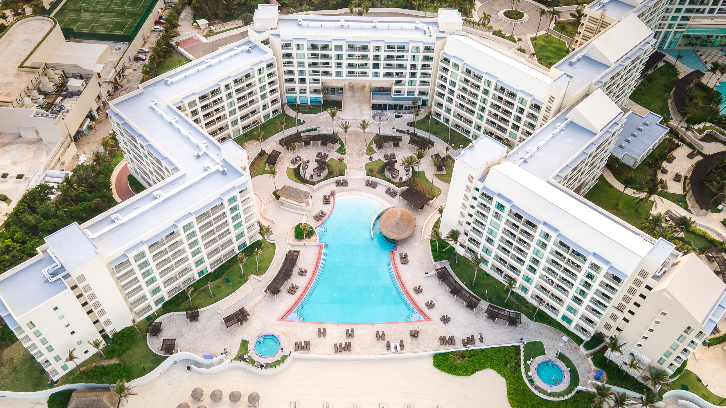 Hotels_Resort Pictures-3.jpg