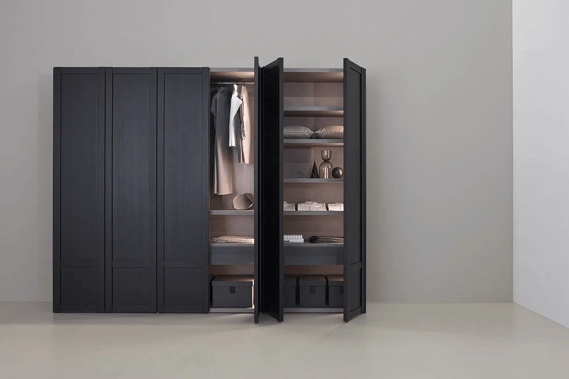 Closet Problem in Chicago Homes