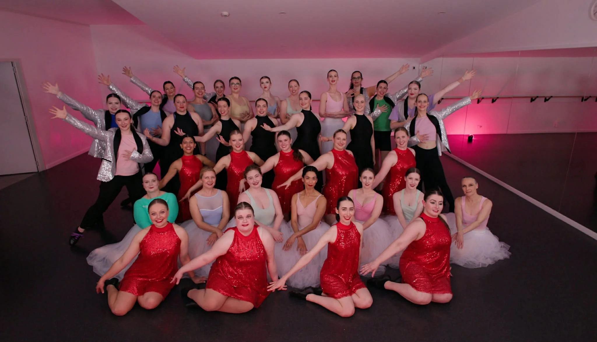 Adult dancers auditioning for Disneyland Paris: Beginners to Advanced
