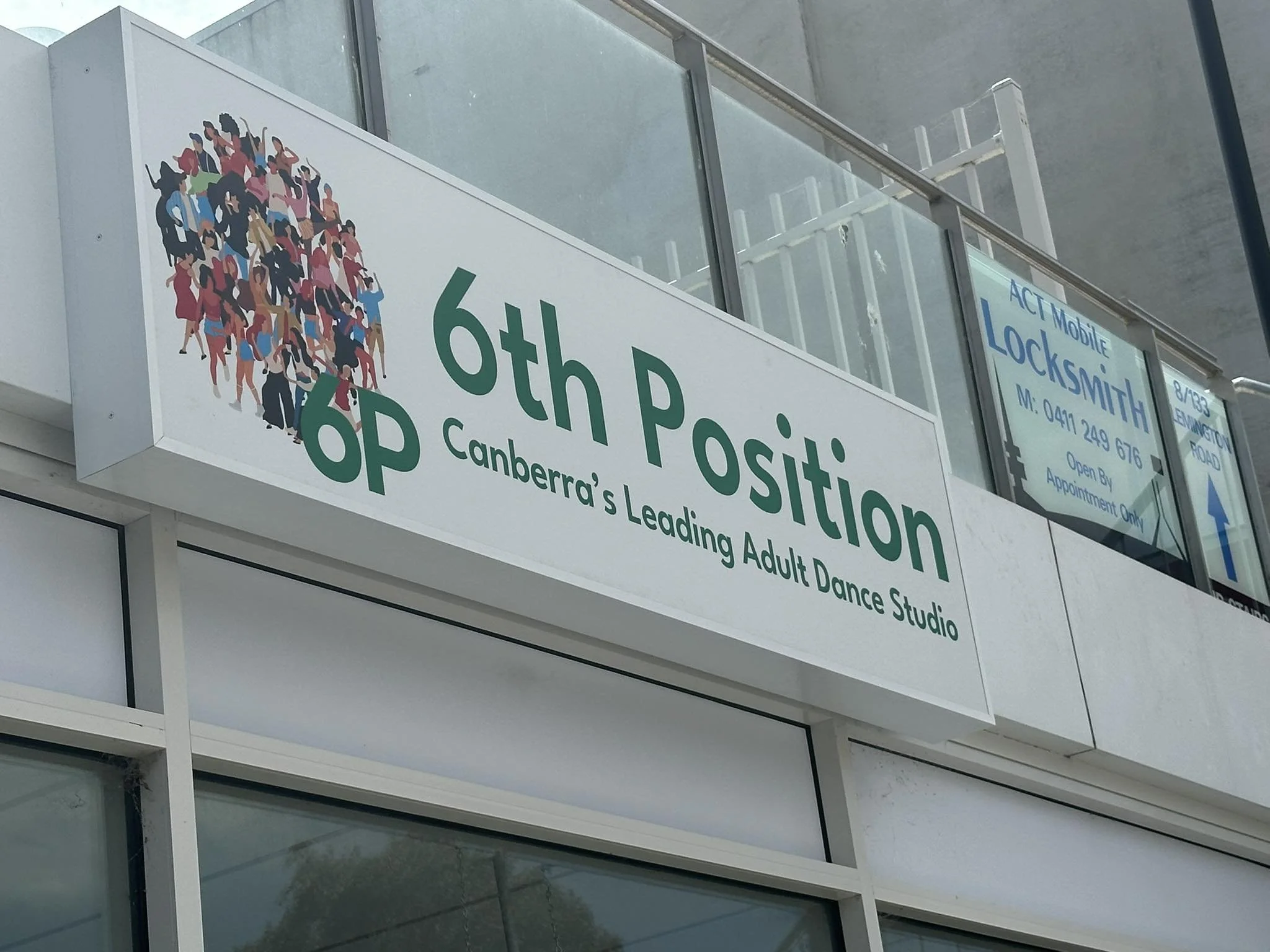 Dance studio facilities at 6th Position Canberra including mirrored space and open floor