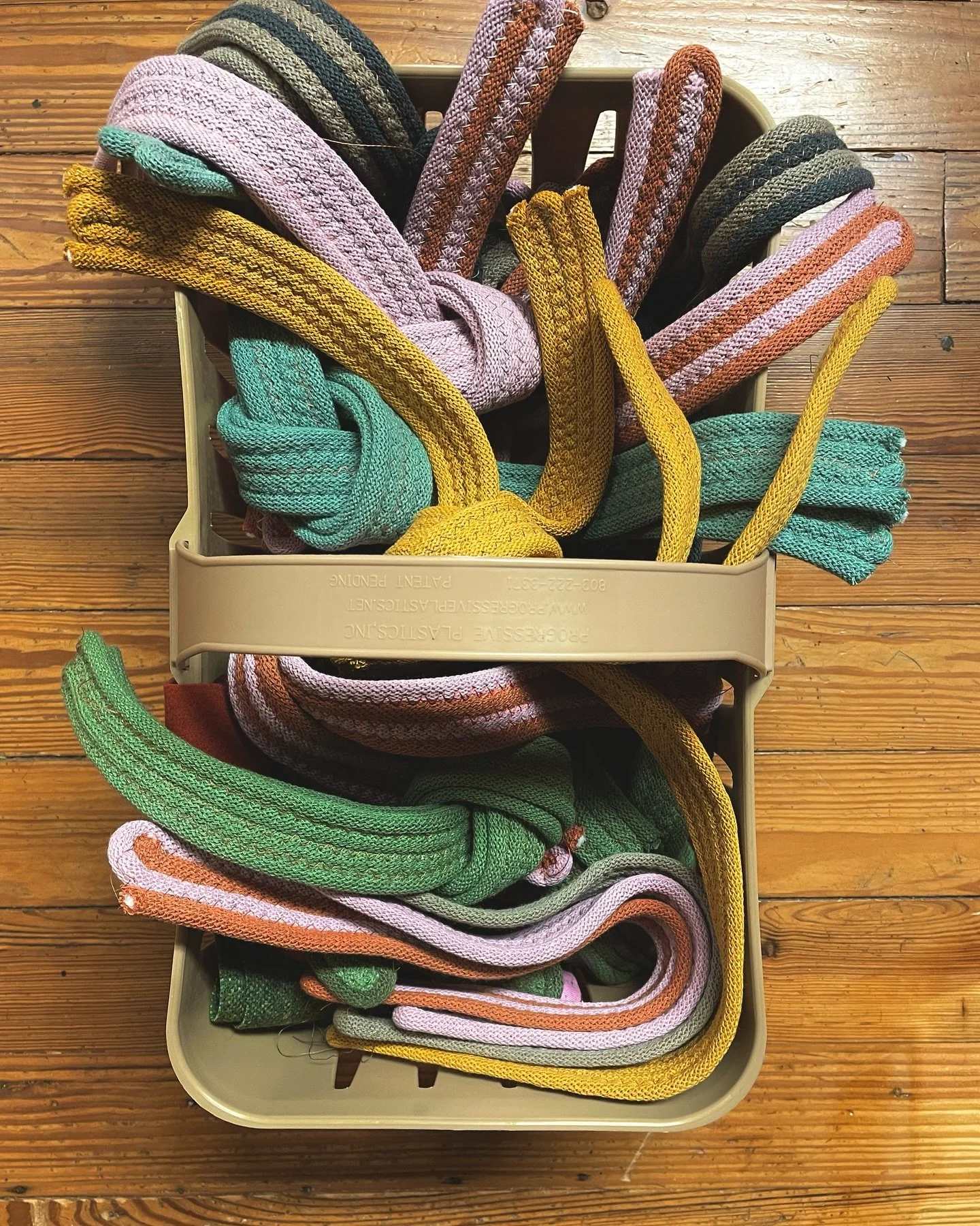 If our tote straps have ever caught your eye it&rsquo;s cuz they&rsquo;re pretty special. We make each one in-house out of recycled cotton rope [w/ a polyester core].

It&rsquo;s cute catchy stretchy! You can load that bb up and it won&rsquo;t dig in