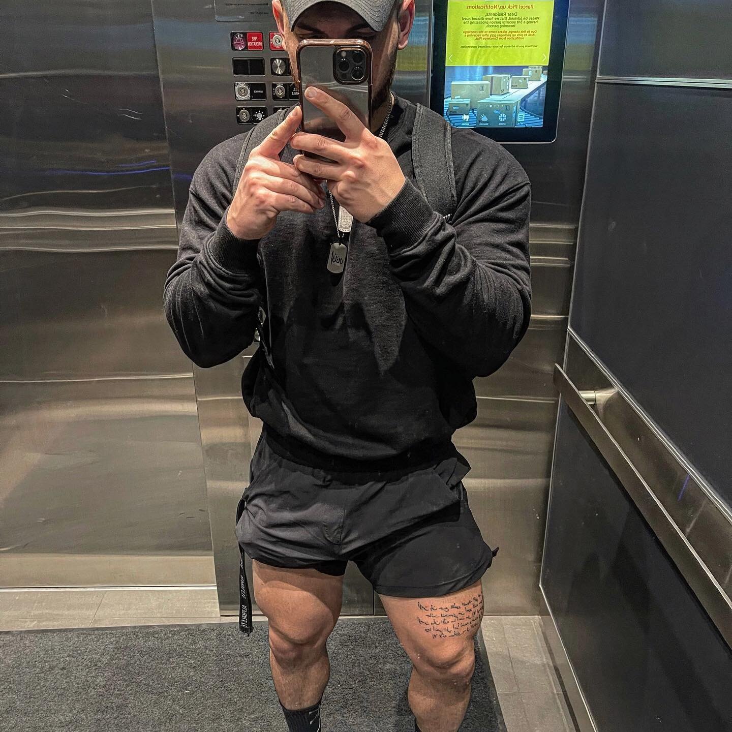 It&rsquo;s been a while since I sent you a kickass workout.
 
Something that will leave you crawling out of the gym by just your lips. 
 
So without further ado, here it is&hellip;
 
Legs! 🦵
 
Leg Press Wide Stance with feet at the upper part of the