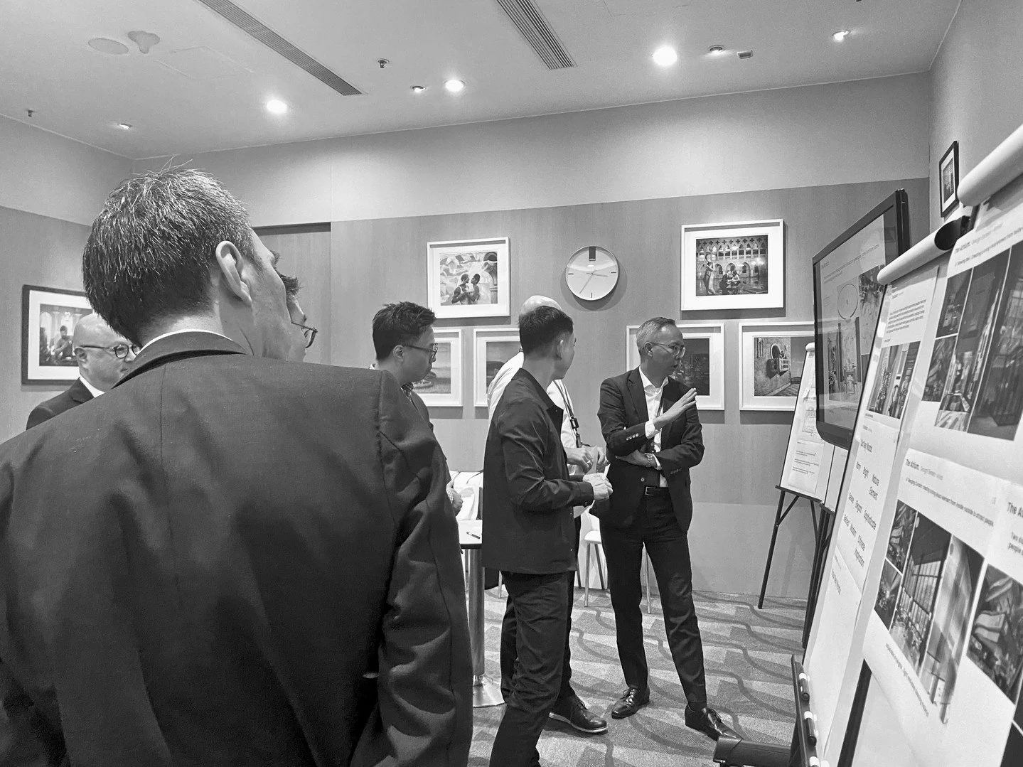 Swipe to see the final result!

Building on the same collaborative framework with our client, @hkcec, the team shifted focus from refined dining to a more casual, communal atmosphere with Harbour Road Caf&eacute;. Workshop discussions informed flexib