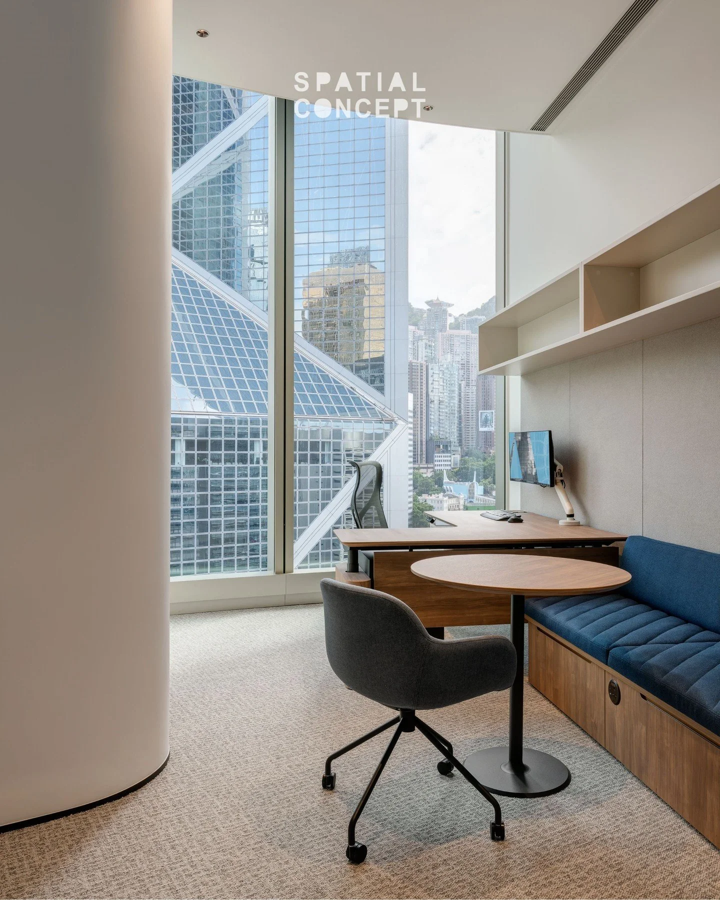 Our design &amp; build project for Akin Gump translates the law firm's ethos into a sophisticated, adaptable environment&mdash;equally suited to focused practice, collaboration and client hospitality. Active curves, humanising touches, specialist fun