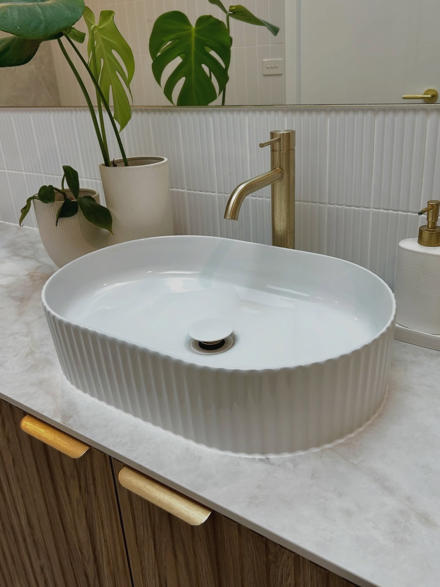 A timeless touch? Think our Fluted Oval basin 🤍

Discover our Fluted Oval basin online via our link in bio OR on shelves @bunnings, just look for the teal blue boxes.