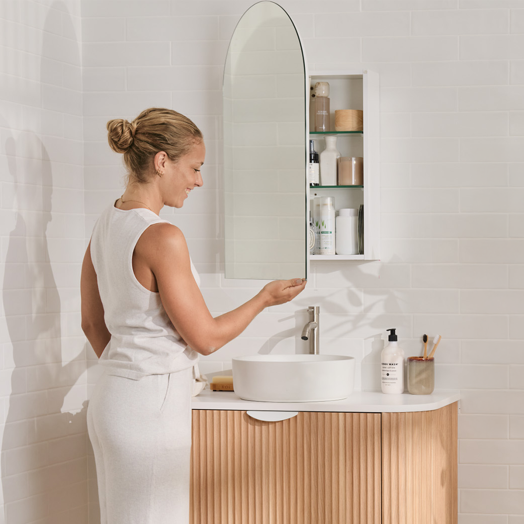 CIBO-Bathroomware-Arco-Mirror-Store-Pic-1.png