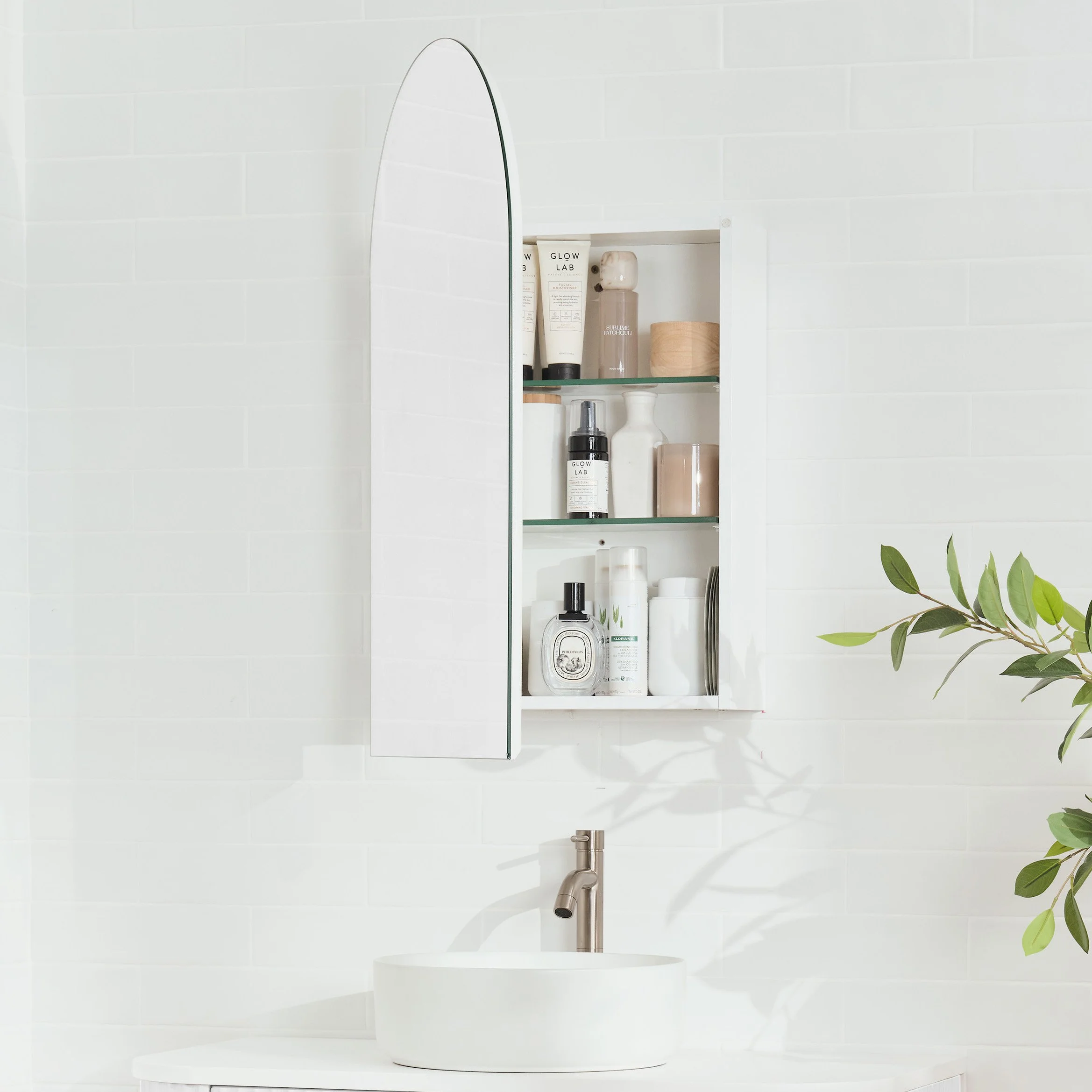CIBO-Bathroomware-Arco-Mirror-Store-Pic-3.jpg