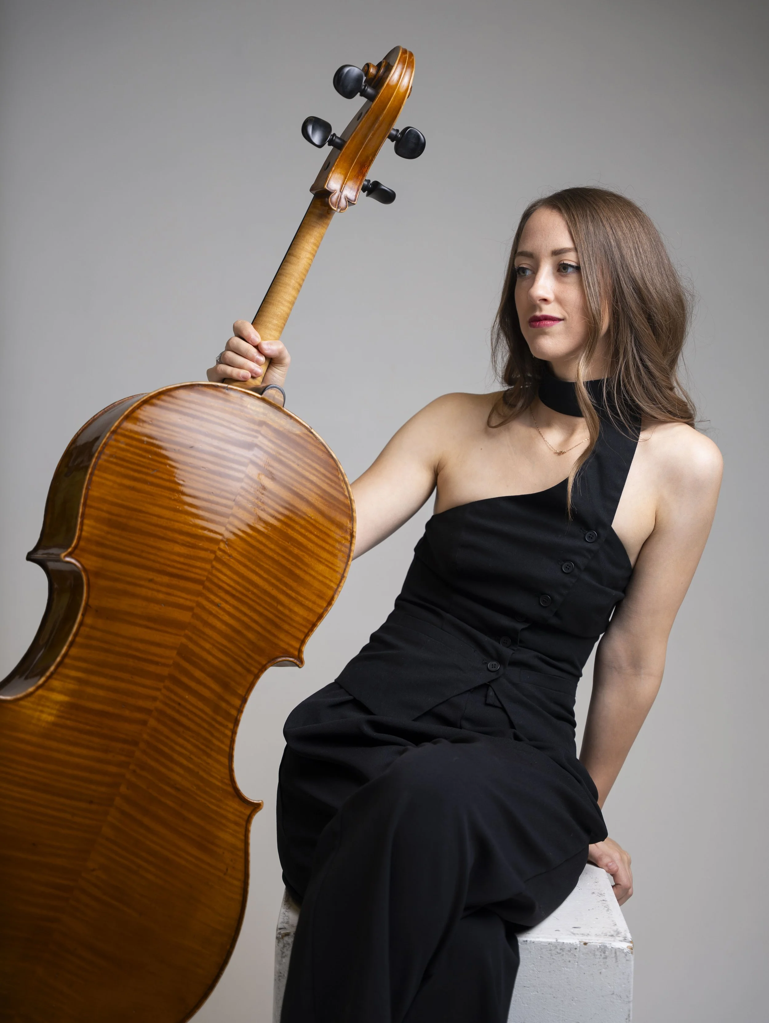 Megan Chartier, Cello