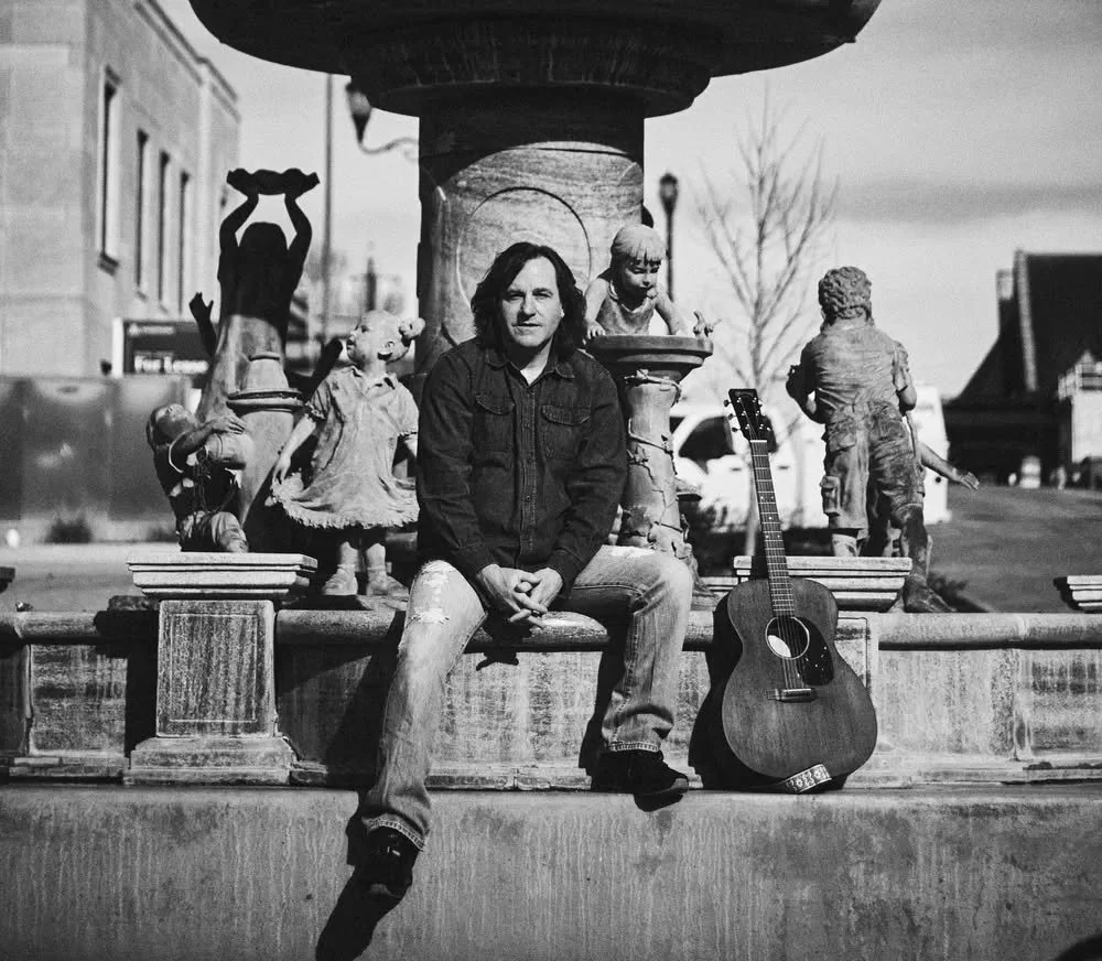 Live Music - Mark Stuart