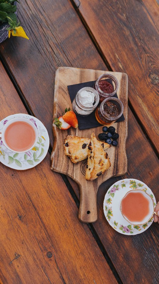 Spoil Mom this Sunday with something as sweet as she is. โจ
We’re serving up delicious cranberry white chocolate scones paired with our house-made strawberry rhubarb jam, ice wine jelly, and Devonshire cream—a dreamy board of treats she w