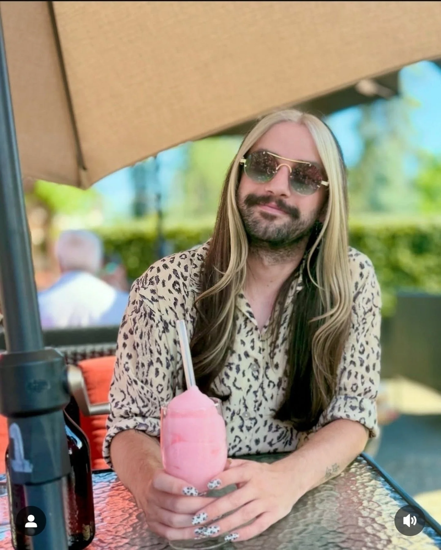 Forecast: endless sun + wine slushes ☀
This weekend is for you, your friends, and a round (or two) of Blind Tiger favorites: @MarnosPizza, wine flights, summer cocktails, and that legendary slushie.
Grab your crew, sip something refreshing, and le